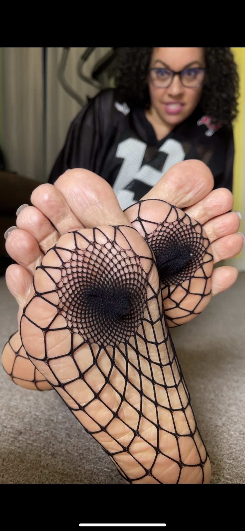 TW Pornstars - DeeDeeRican_Feet. Twitter. Some sexy fishnets 🎥is up now  wit some fishnet cheeks too. 4:07 PM