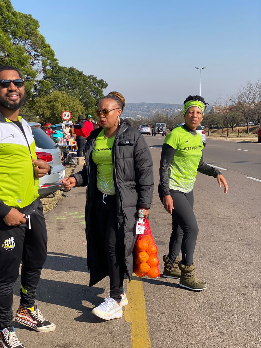 justrunningac's tweet photo. #Comradestrainingrun 
#RunningWithTumiSole 
#Socialrunners https://t.co/LJ3hCY28bJ