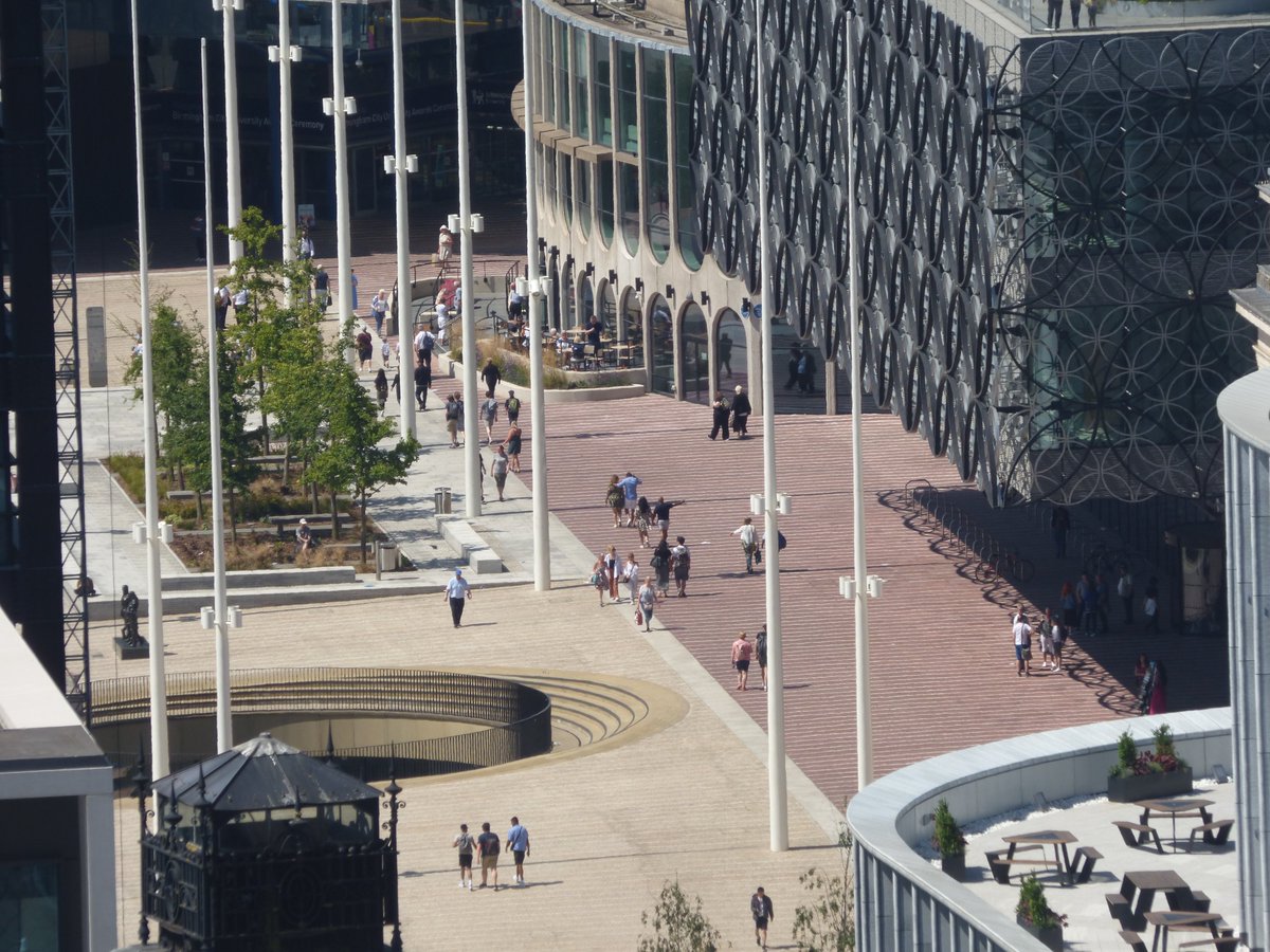 ellrbrown's tweet photo. Centenary Square #Viewfrom103 #KeytotheCityBrum @103ColmoreRow @LibraryofBham can't see the @birminghamcg22 Megastore from here though. @BirminghamRep is visible though as is the Amphitheatre. @BirminghamWeAre https://t.co/rkGoMlfe2C