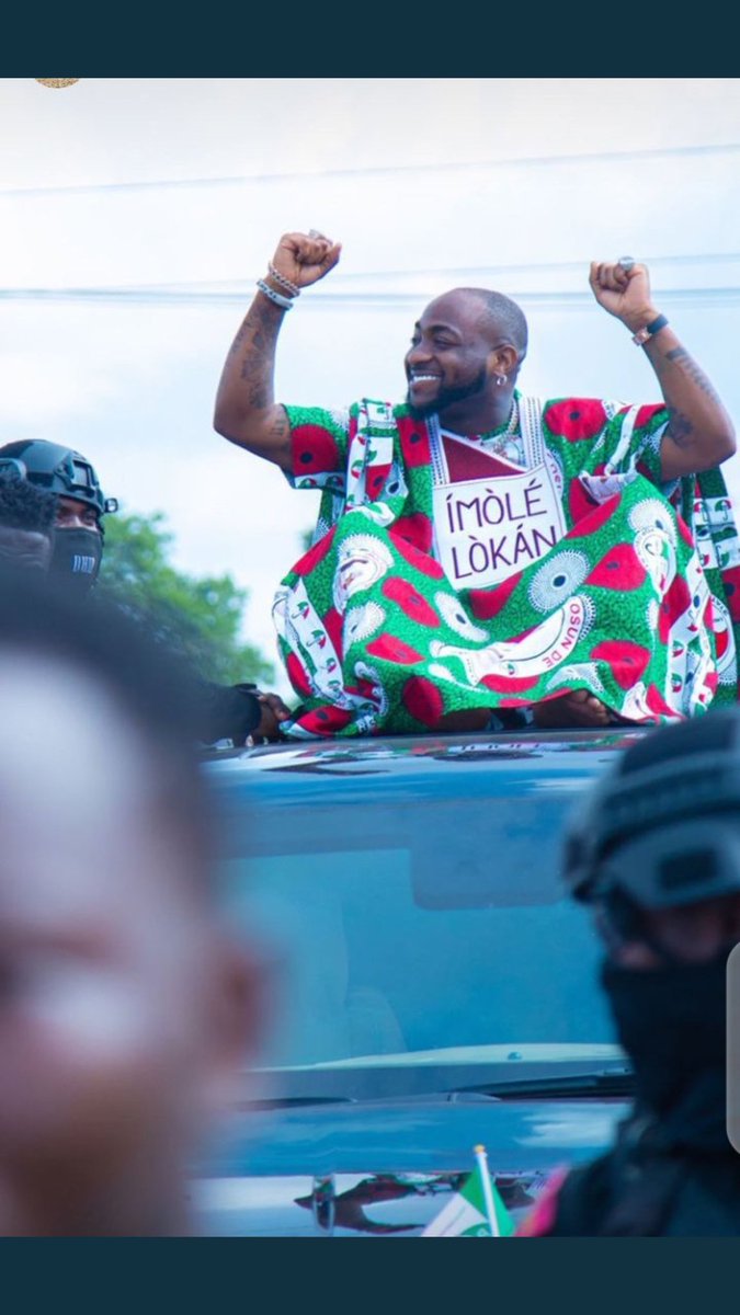 asefumartins1's tweet photo. You see the energy @davido 💖 is putting for his uncle. As youth we all need it to bring in our visionary optimistic president @PeterObi. Davido divines family over everything  "Congratulations Sir"  #OsunDecides2022 Portable "APC and PDP" https://t.co/2zfKDNUi65