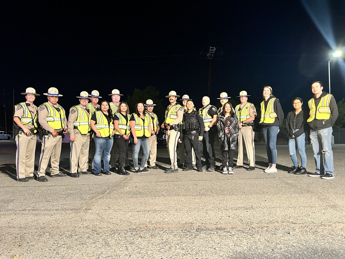 ChrisSherryUSA's tweet photo. Thank you @LivermorePolice, @MADDOnline and @AlamedaCountyDA for working with us last night at the DUI checkpoint. #safetythroughservice https://t.co/rzBKP8IE7s