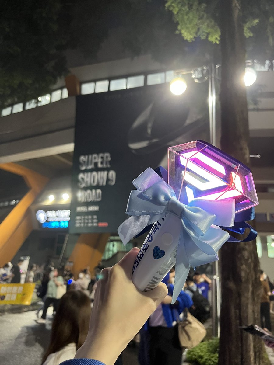sunrise_sj's tweet photo. 행복했다
3년만의 슈퍼쇼
220716
💙 https://t.co/JEzH6wTz43