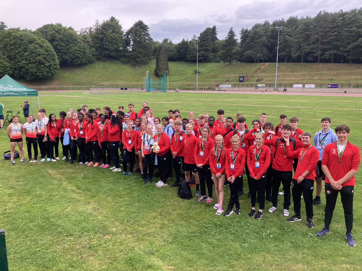 SchoolAthletics's tweet photo. And that’s a wrap from Team England, after an emphatic team performance, these are your stars of the future! 🌟 #SIAB2022 🏴󠁧󠁢󠁥󠁮󠁧󠁿🇮🇪🏴󠁧󠁢󠁳󠁣󠁴󠁿🏴󠁧󠁢󠁷󠁬󠁳󠁿 https://t.co/l6h4G0yrtW
