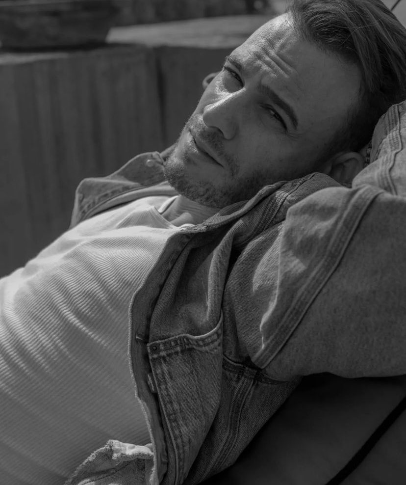 TvDunyasii's tweet photo. #KeremBürsin 💥 https://t.co/qhiYVHsFbU