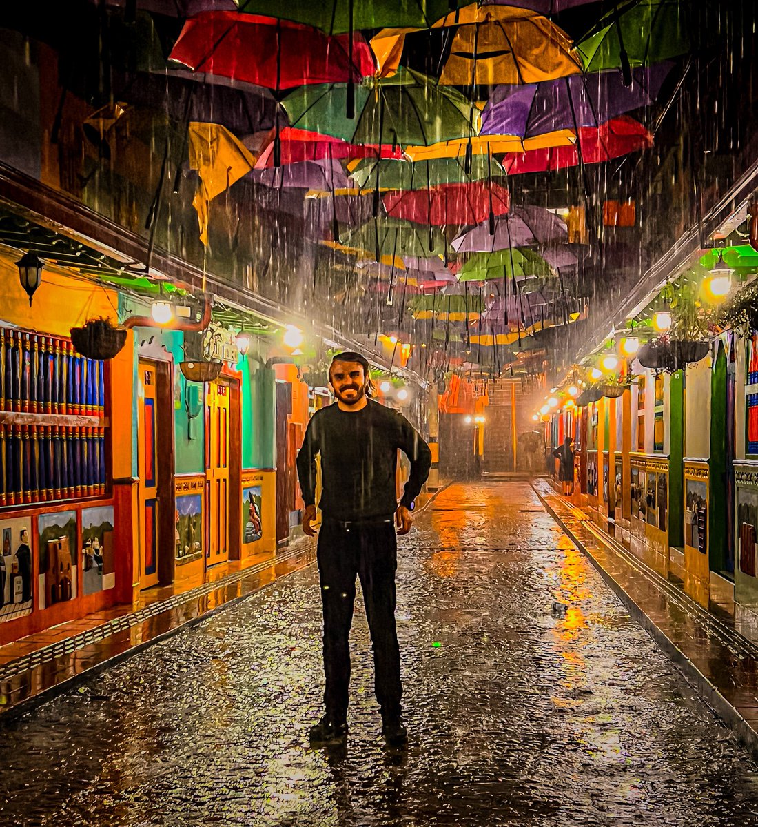 SeanKeane90's tweet photo. Some people enjoy the sun waaaaay too much. Its worthwhile to also embrace the rain.

Without both there's nothing to appreciate at all. 

#WetTshirtCompetition https://t.co/igl0PaqKyY