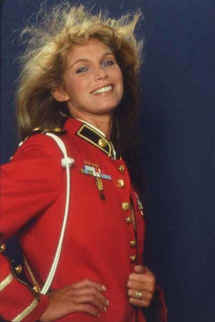 Happy Birthday to Ann Turkel  

© ChasGerretsen 1980    