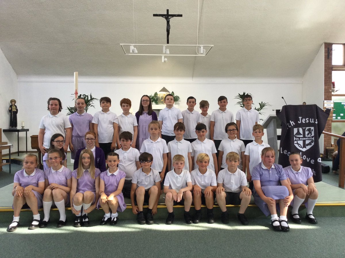 StBenedictYear6's tweet photo. Father Bruce helped us to celebrate a wonderful year together and to be prepared for those bumps in the road ahead. You may have heard their singing all around Bootle. #stbenets https://t.co/mHCq5pl3Yu