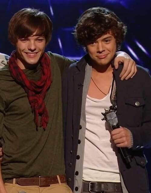 TatertotTaylor6's tweet photo. The moment you realize that Louis Tomlinson was Harry Styles' first fan, telling him on the X Factor not to worry because he was gonna be a star one day.
The moment you realize that Louis was right. https://t.co/C1f4zCk0Pa
