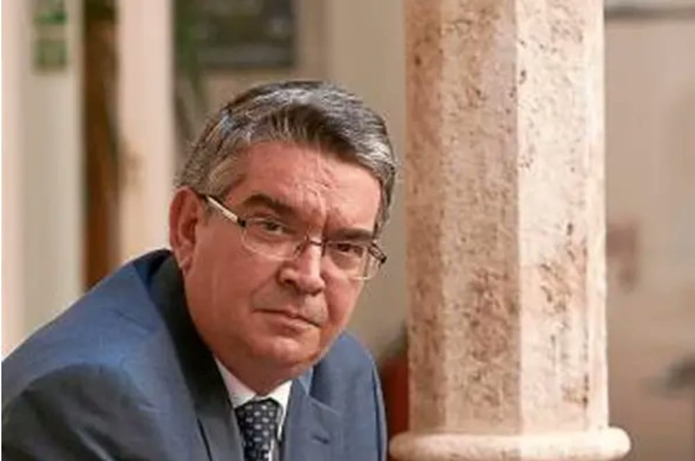 Mi más sentido pésame a la familia de mi compañero de Consell José Manuel Vela, gran persona y profesional que nos deja demasiado pronto. D.E.P.