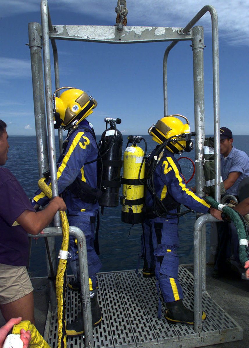 Hung Cao tweet media