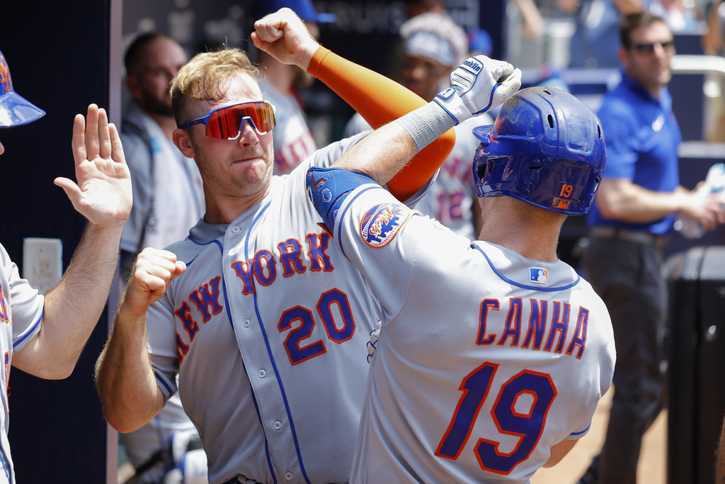 David Wright sees makings of new Mets captain in Pete Alonso