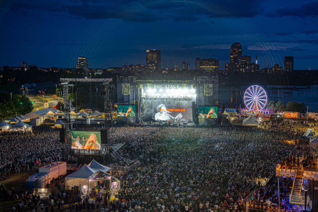ScottPenner's tweet photo. FEAR IS YOUR ONLY GOD.

@RATMofficial with the biggest crowd of @ottawabluesfest 2022

.⁠
⁠
#ottawa #bluesfest #music #concert #summerfestival #bluesfest2022 #concertphotography #ottcity #ottawalife #ottawaphoto #canada #ottawaphotography #love #livemusic #ratm #rage https://t.co/SbPVoQOroK