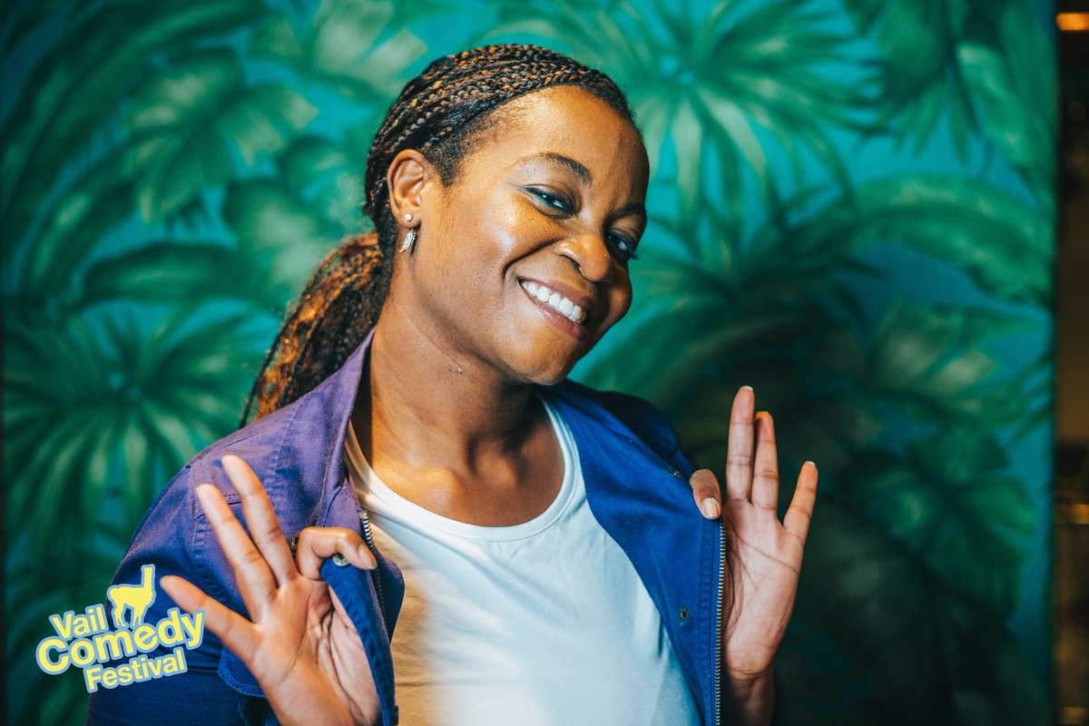 vailcomedyfest's tweet photo. #behindthescenes at #Vail Comedy Festival, #comedian V Lince @vLince showing off her #newthreads | https://t.co/IdXwh260LF
#comedians #vailpass #comediansofinstagram #vailvillage #vaillive #vaildaily #vailvalley #comedians #vailpass #comediansofinstagram #memorialday2022 https://t.co/RiuzX12zI5