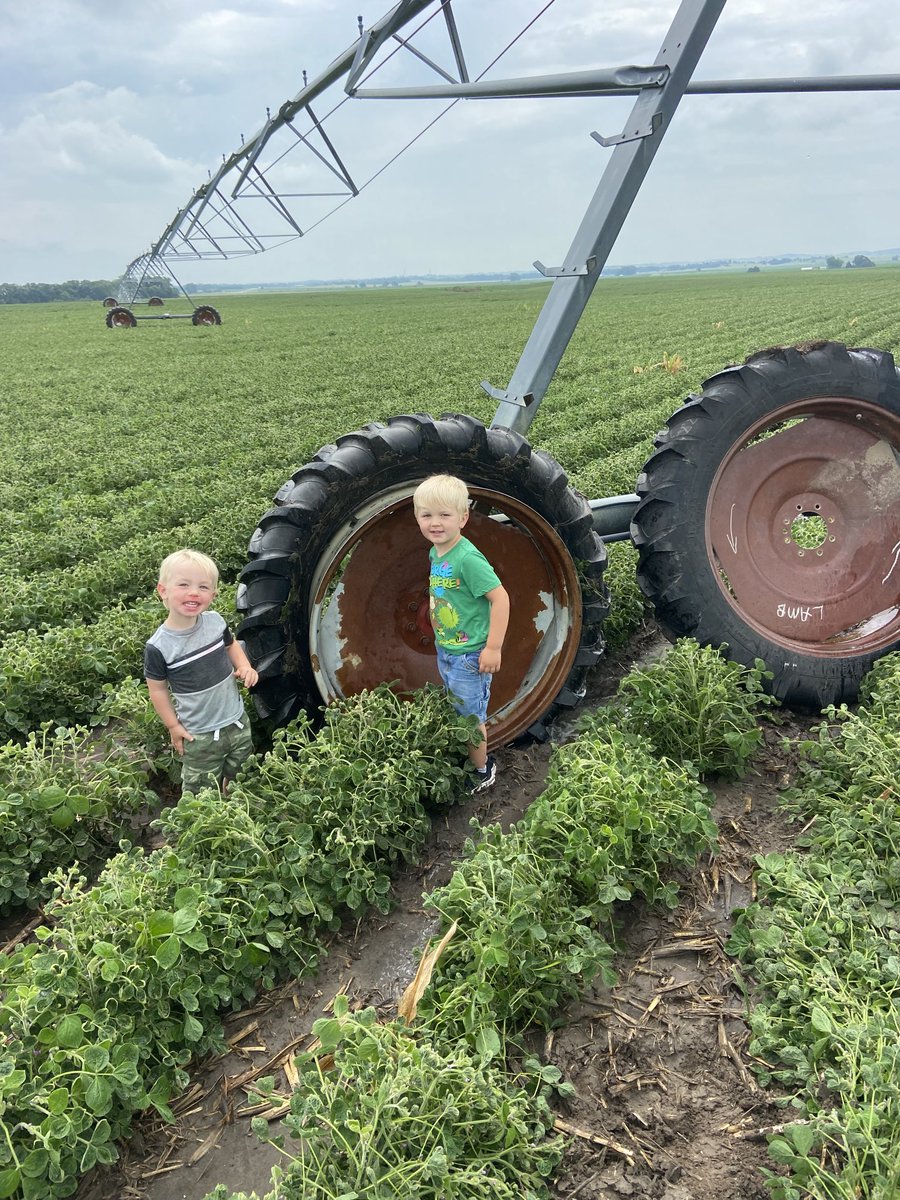 jasonlamb03's tweet photo. The best pivot repair crew ever!!!! https://t.co/h6YBBTHLQC