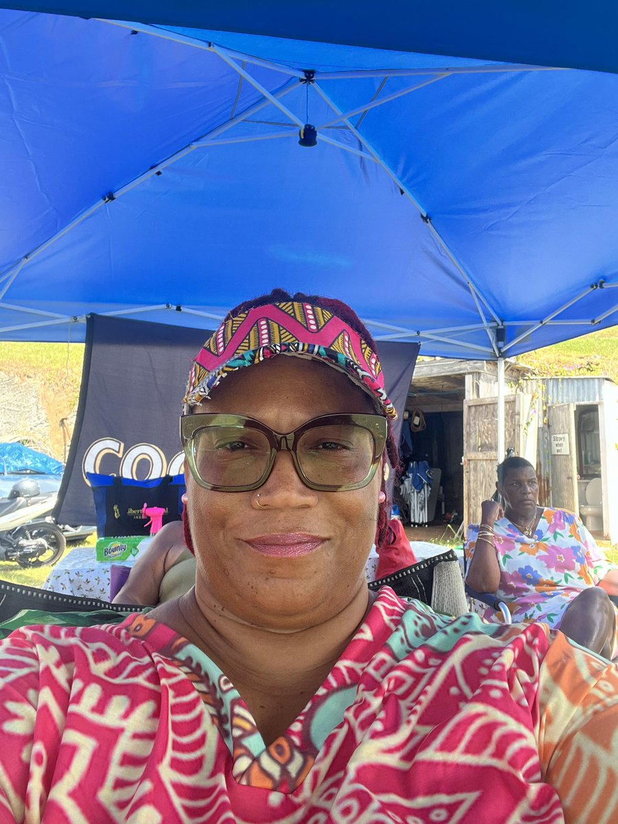 PuddasMaDee's tweet photo. Reppin my set @ Cunny 💖💚 #FVRC #sawcydawgs💖💚 #ECCA https://t.co/BWtBl2lfXX