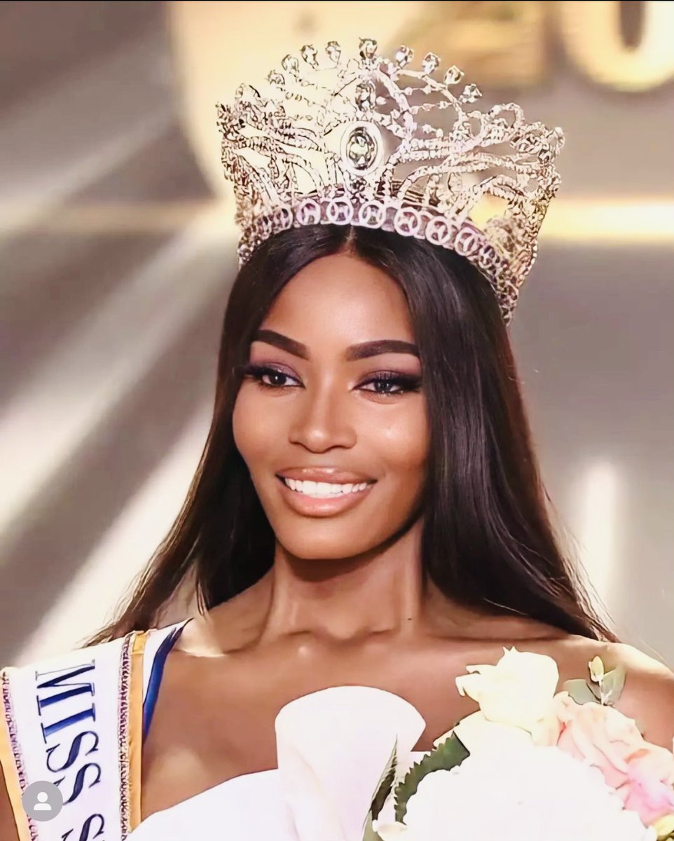 ClaysonMonyela's tweet photo. #SouthAfrica 🇿🇦 is a winning nation. Congratulations @Lalela_lali.  #MissSupranational2022 and @Springboks. #CulturalDiplomacy #SportsDiplomacy https://t.co/68ngUw9p5H