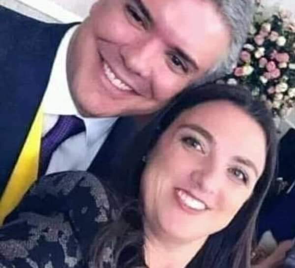 teresaconsuelo's tweet photo. 570 mil millones perdidos, en una sola foto. https://t.co/dh3Nz9loJA