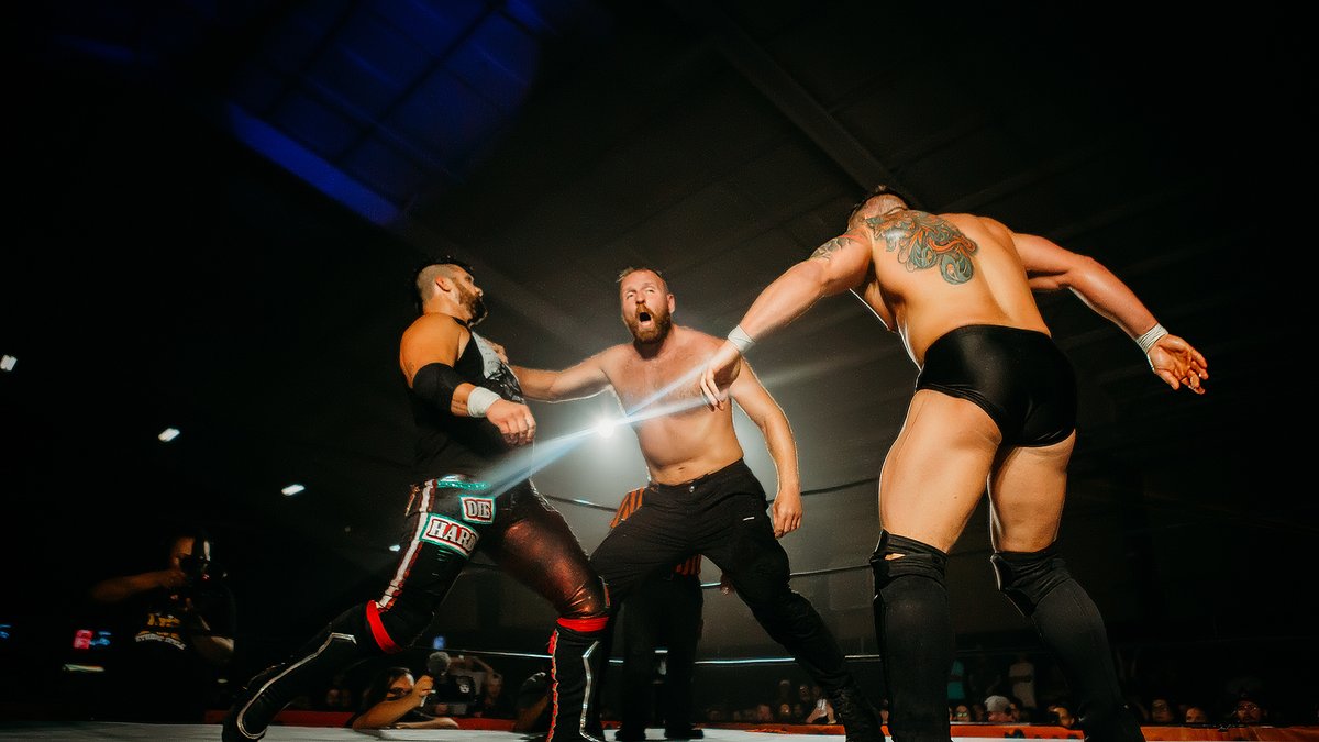STLSamSnaps's tweet photo. 1/3 📸#TheAmericanWolves @RichardsWesley &amp; @TheEddieEdwards went to war with #TheSwitchblades @TheSamiCallihan &amp; @JonMoxley who reunited for the FIRST TIME since 2011! If you haven't seen this match yet, stop what you're doing and WATCH NOW on Fite! #CageOfHorrors https://t.co/DJsWUR4zMM