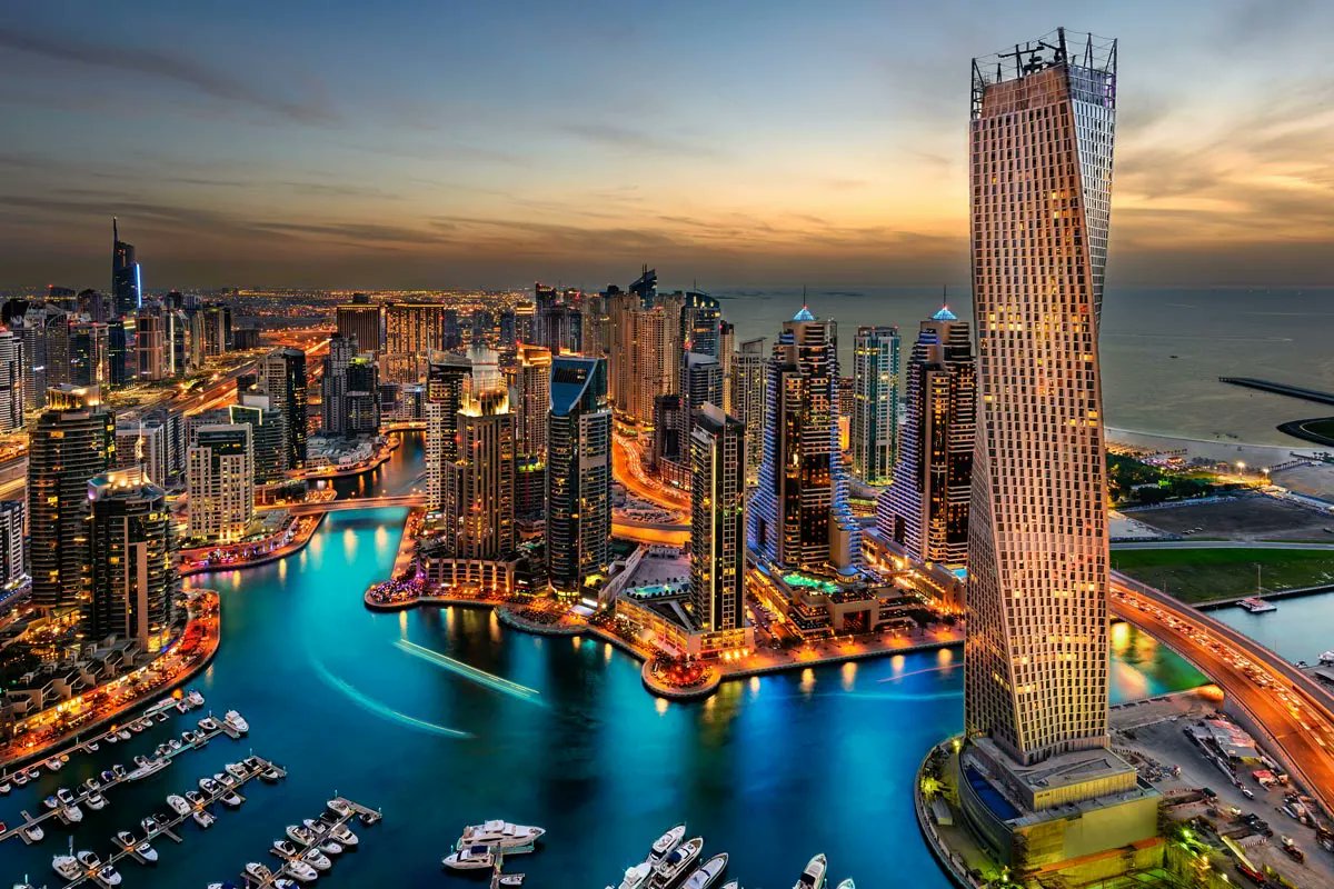 Dubai real estate market transactions hit $6.9 billion in June, highest sales figures in last 13 years.  The Dubai real estate market recorded AED 22.7 billion sales in June – highest sales figures in the last 13 years 

#DubaiCity #Dubai #dubaiproperties #dubailuxuryliving