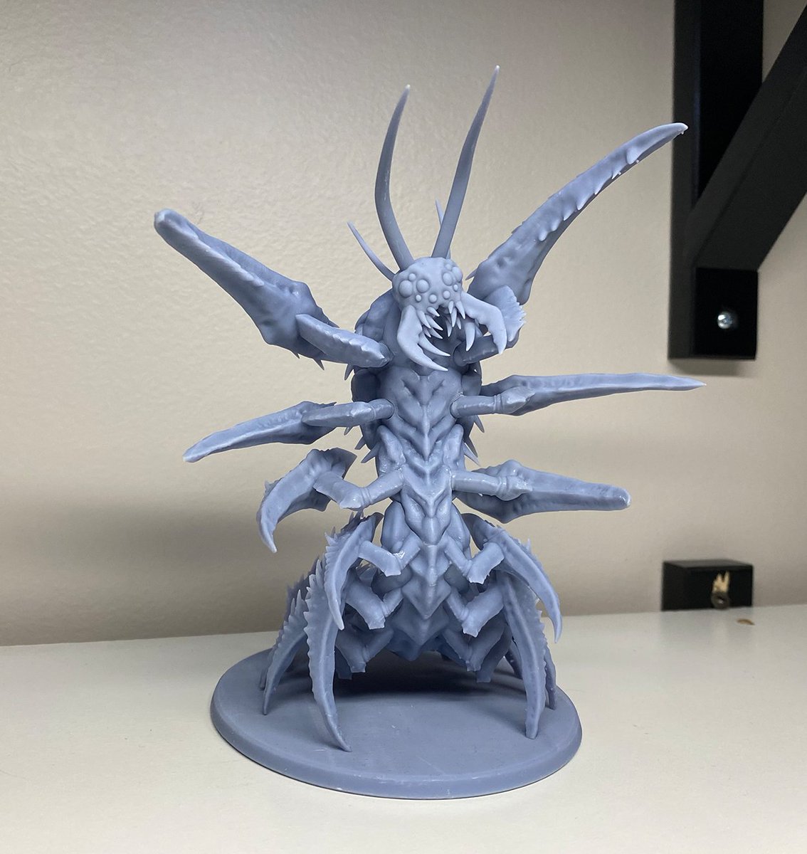 PascalCleroux's tweet photo. The Big monster bug for this months release!
#3d #3dart #3dprinting #miniatures #elite #scifi #warhammer40k #40k #warhammer #wargaming #miniatures #starshiptroopers #bugs #giantbug #tyranids #warrior #hivemind #zerg #hive #trygon #hivetyrant #bug #army https://t.co/4WCzUAWD3H
