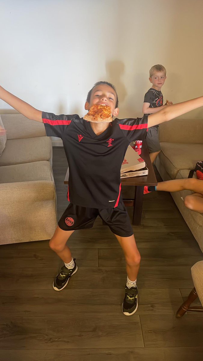 #wrushirt Osian loving the game today