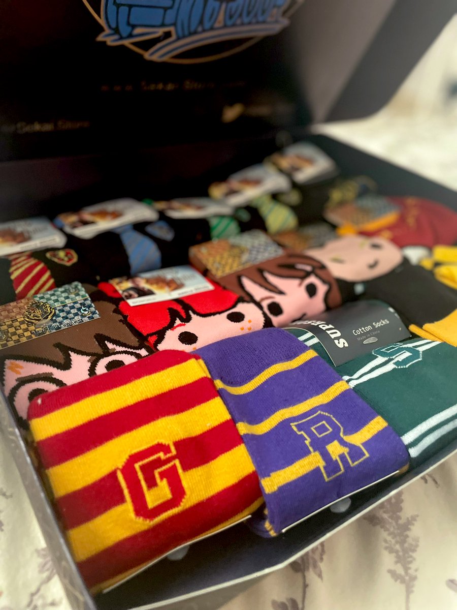 Sekai_store's tweet photo. مسابقة سحب على صندوق دوبي للجوار�� - هاري بوتر 🧙🏻‍♂️

 شروط المسابقة:  
 -ريتويت لهذه التغريدة. 
 -متابعة الحساب. 
 -السحب راح يكون الخميس الق��دم. ✨ https://t.co/ur8pWtJsIO