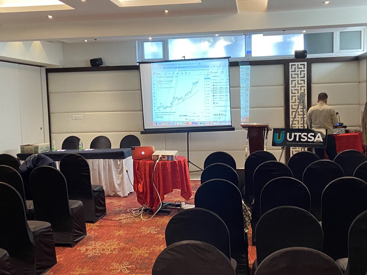 Roopansh_Utssa's tweet photo. Client meet in Delhi.
#Utssa https://t.co/ahklNjccfZ