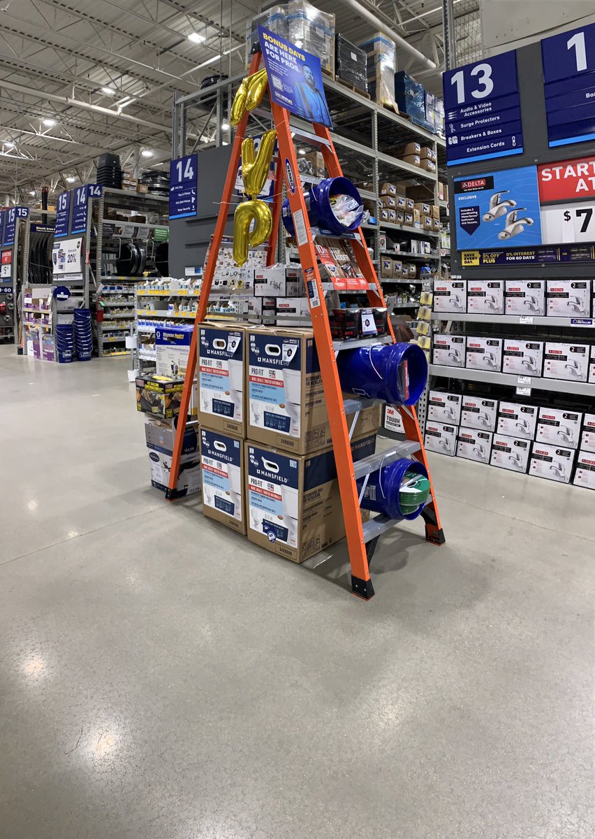 Lowes 1091 tweet media