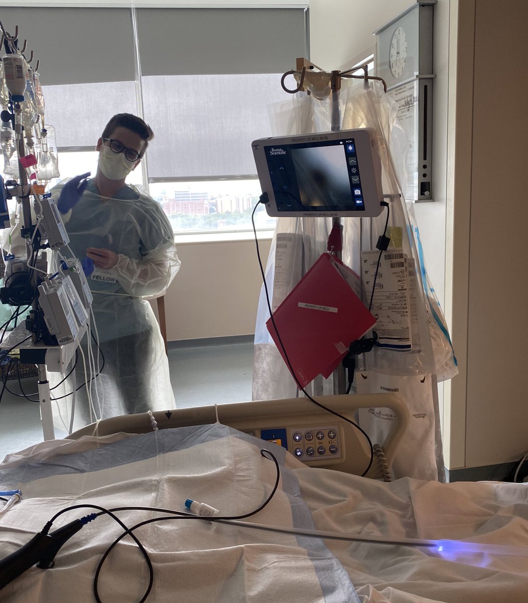 Alejandra Lastra (@aleclastra) on Twitter photo #pulmconsults & #ICU weekend :)💪<a href="/UChicagoPCCM/">PCCM UChicago</a> <a href="/kevingbuell/">Kevin Buell</a> @Lucas_Kimmig ❤️ helping patients with an amazing team it’s always better :D #pulmconsults & #ICU weekend :)💪<a href="/UChicagoPCCM/">PCCM UChicago</a> <a href="/kevingbuell/">Kevin Buell</a> @Lucas_Kimmig ❤️ helping patients with an amazing team it’s always better :D