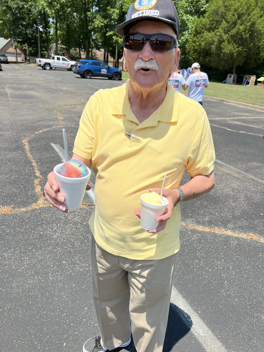 morgan_worth's tweet photo. Come join us at River City Church to early vote and enjoy Italian Ice from The Ice Truck! We’re here until 2:00pm! https://t.co/G80f1HO4Ob