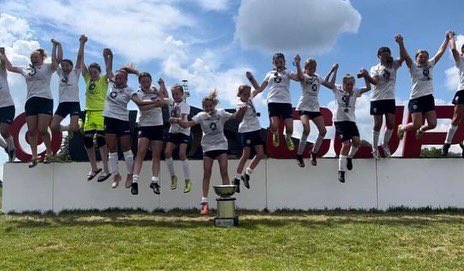 fcwacademy's tweet photo. The 2010G are USA CUP Champions 🏆🇺🇸… 6 hard fought games over 5 days in Minnesota then winning the championship in PK’s on the 8th shooter. ❤️💙🤍
🎶Wichita we are here🎶
#fcwichita #usacupchamps #3ptsforthegirls #yourteamyourcommunity #togetherforwichita #leadersplayhere https://t.co/1XjwU12Wlu