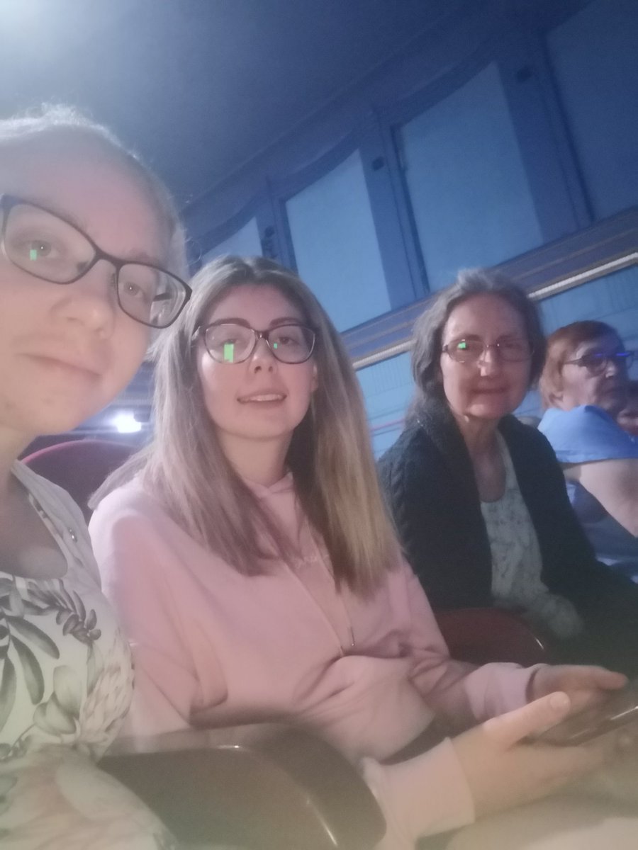 Anna Isabel tweet media