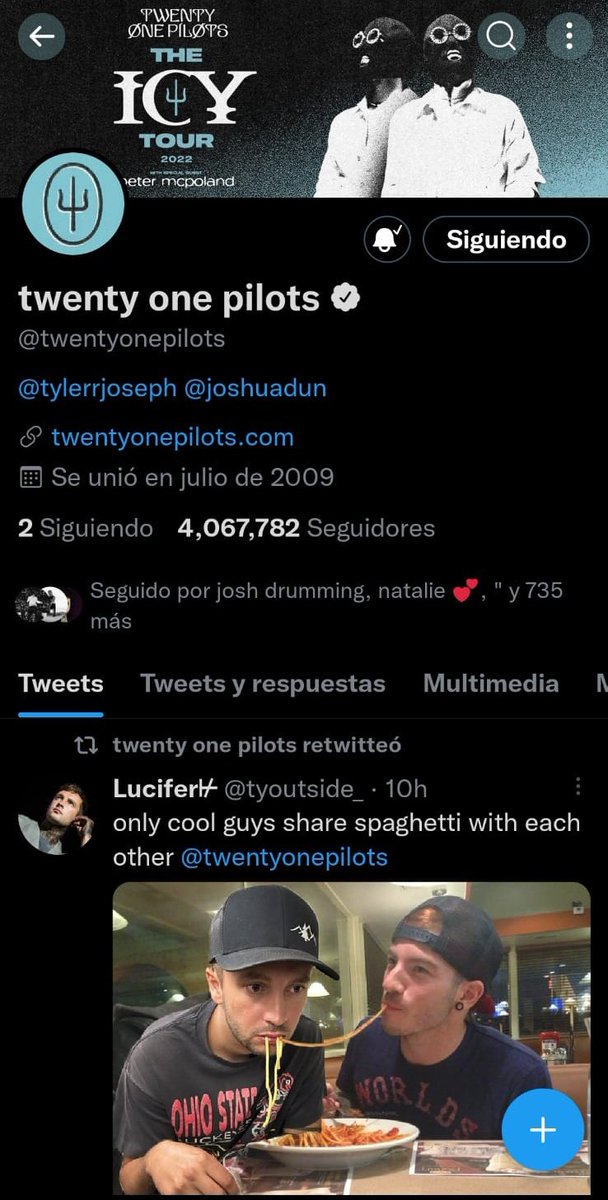 tyoutside_'s tweet image. twenty one pilots you saved me✨