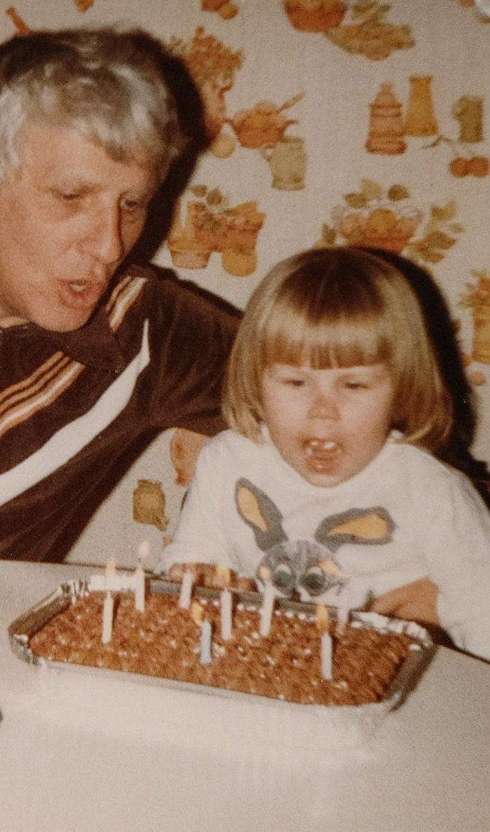 SmoochiesCakery's tweet photo. This is where my love of cake started! @mccainglobal @mccainfoods
#cake #deepndelicious #smoochiescakery https://t.co/176A0no8Yl