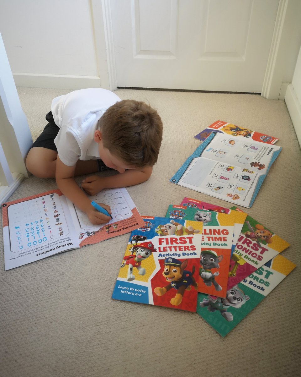 FrenchieMummy's tweet photo. ad 📚SUMMER GIVEAWAY - Win 8 PAW PATROL ACTIVITY BOOKS WORTH £23 📚
Exclusively on Instagram!
#learningbook #kidslearning #learningathome #homelearning
Ends 24/07 midnight
#competition #winit #FreebieFriday
https://t.co/OQ40YqQBQm https://t.co/ZOuLiaZajn
