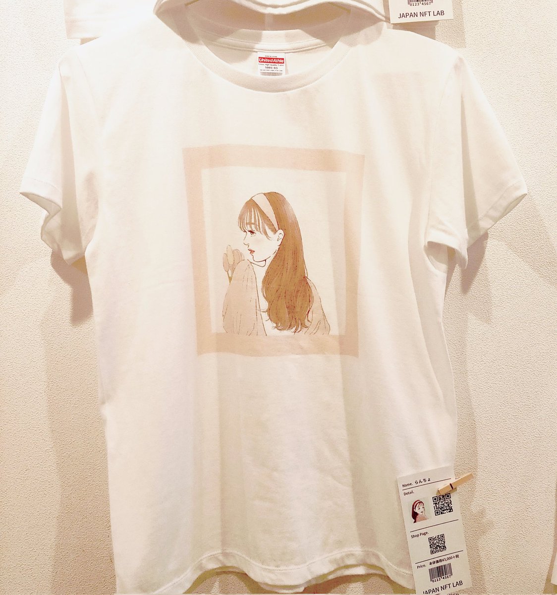 nftlabさん<a href="/_nft_lab/">JAPAN NFTラボ | 7/30-31イベント開催in大阪</a>の展示イベントにお邪魔してきました😆💫 
自分の作品がTシャツとして展示してあるのが嬉しすぎて、写真をたくさん撮りました☺️💕
他の方のTシャツもとっても素敵でした✨
運営の方々、ほんとにほんとにお疲れさまです！
そして、ありがとうございました😆❣️