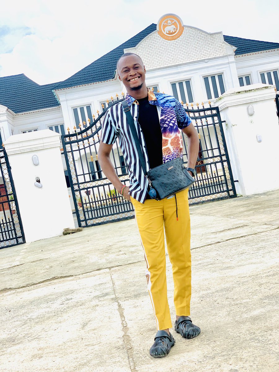 ExpensiveArab's tweet image. 