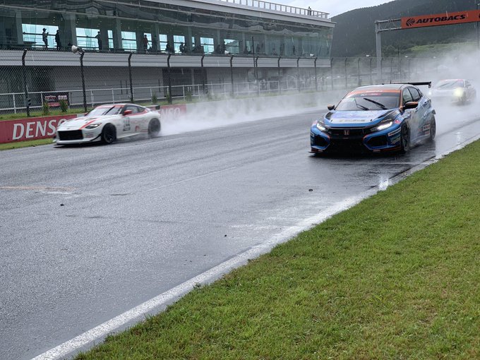 Twitterのコスプレ画像2