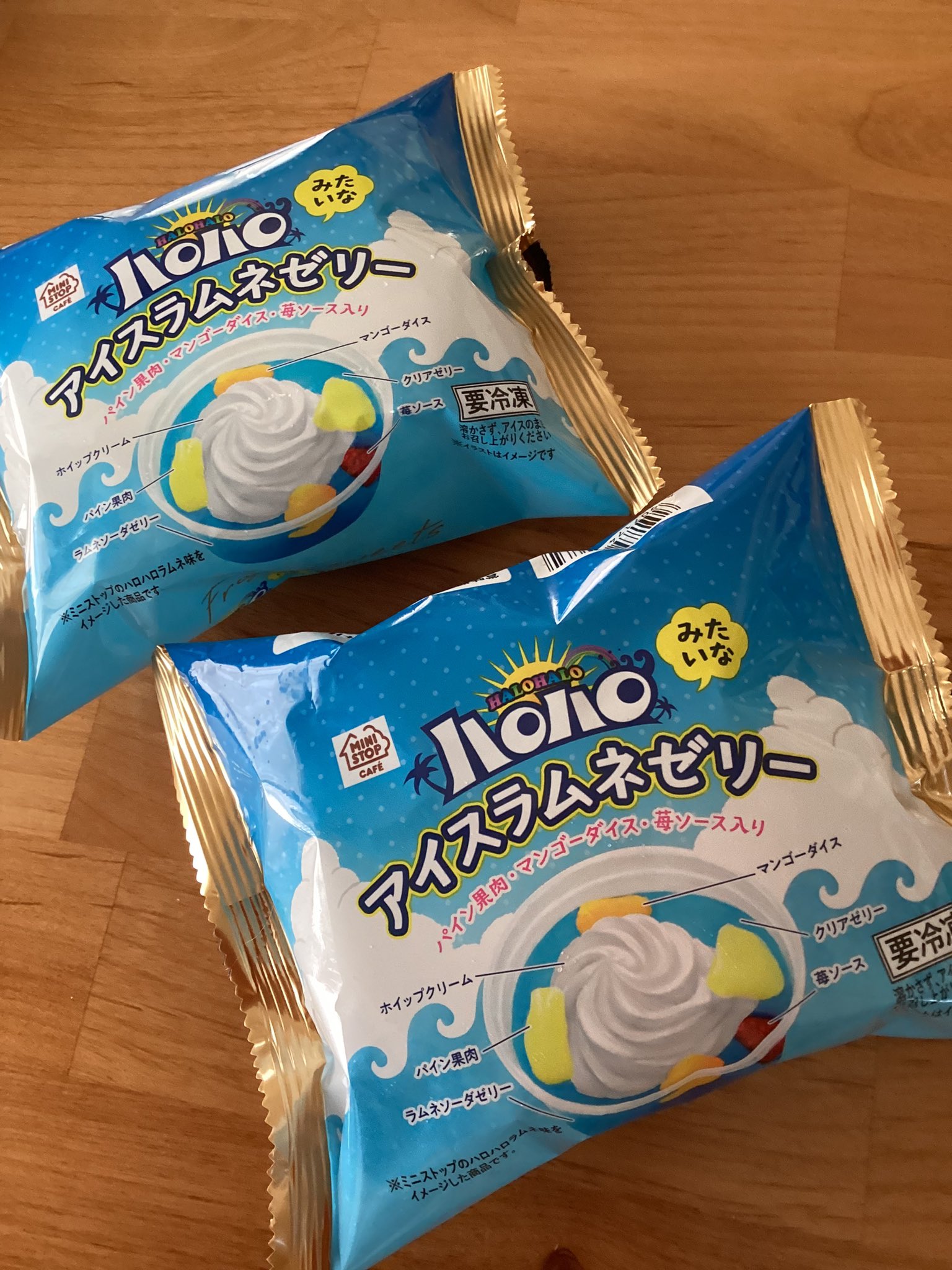 もも子 動物は苦手 暑いからアイス買ってきました ミニストップ ハロハロみたいなアイスラムネゼリー ミニストップ ハロハロ アイスラムネゼリー T Co 9owuj024ms Twitter