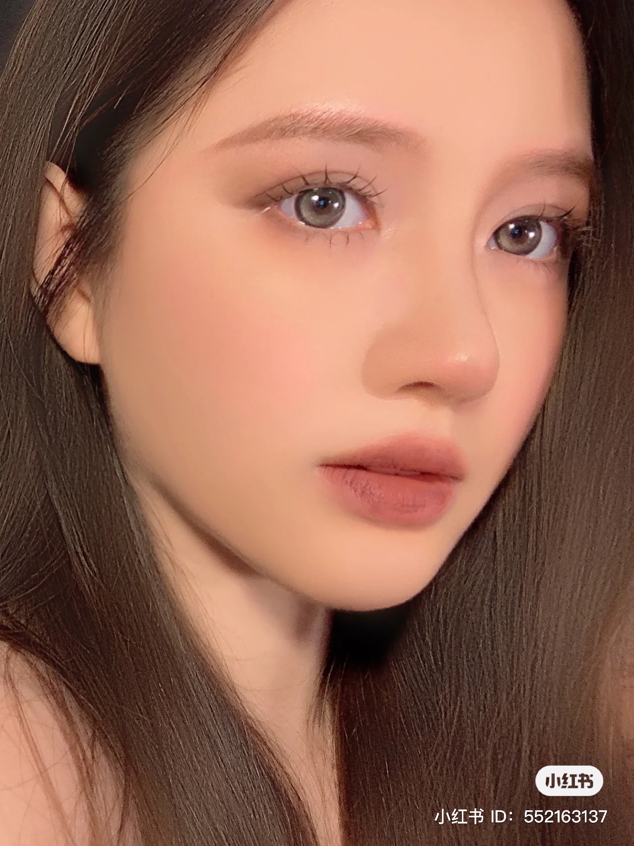 秘密 Mimi 中国コスメを1 3日でお届け 清冷スモークローズブラウンメイク アイシャドウ Clio リップ Sunniesface Mod Into You Em05 アイメイクはグレー 濃い茶色 少し濃くしても透き通るカラー チークはリップを指につけ乗せると