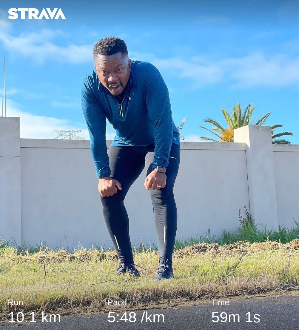 siya_sokomani's tweet photo. Starting to hit good numbers. #RunningWithTumiSole #runninggreen #sundaychillrun https://t.co/8dEtuEfFFF