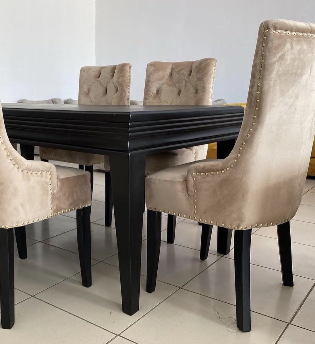 Deoxz's tweet photo. Naomba Retweet yako🙏 

Dinning table ya viti sita imara na yenye mvuto kabisa utaipata kwa bei ya ofa kabisa

-Weka oda yako sasa upate kilicho bora na kwa wakati🔥

Bei:1.2M

📍 Location: Tabata Baracuda

☎️ Call: 0656177195

 WhatsApp:  https://t.co/D7aLyf3v3p 

Karibuni sana. https://t.co/bjBfjMF1D1