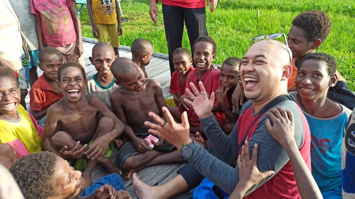 Butterflies tweet media