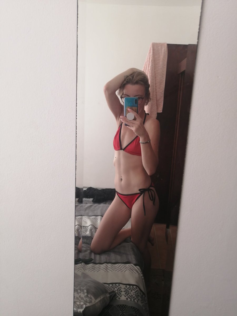 TiigerTiiny's tweet photo. @Jessicawhot New sexy N@ked content 😋 
https://t.co/FbWxla40Lk https://t.co/8c1T83fALe