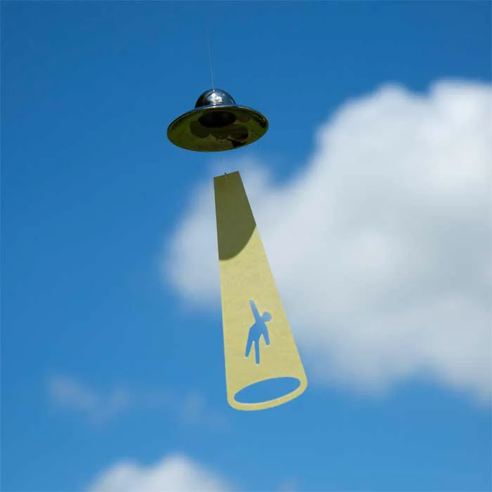 UFOが出現！？騒ぎになりそうなUFO風鈴が可愛い♡