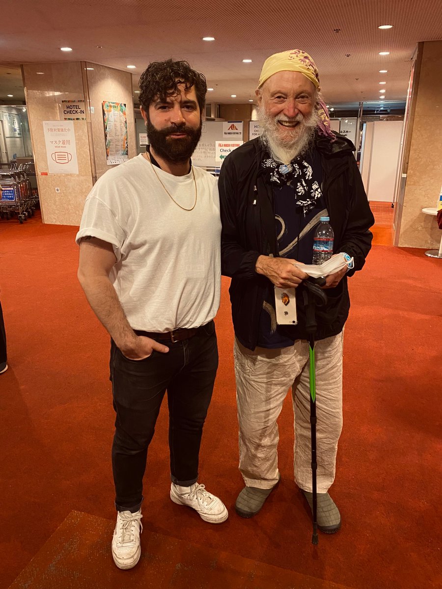 Yannis Philippakis tweet media