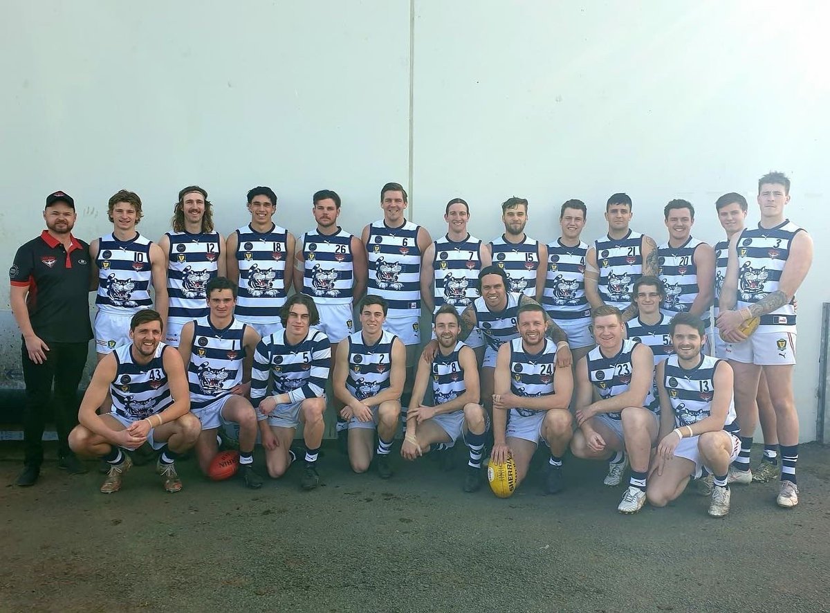 Loved wearing this jumper! 🐱