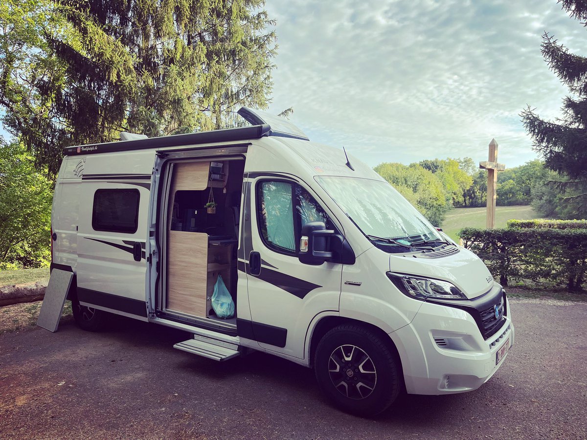 VanlifestyleB's tweet photo. #goodmorning #goodsunday #letsgo #AdventureTime #vanlife #van #knaus #boxstar #family https://t.co/abhKhIS8no