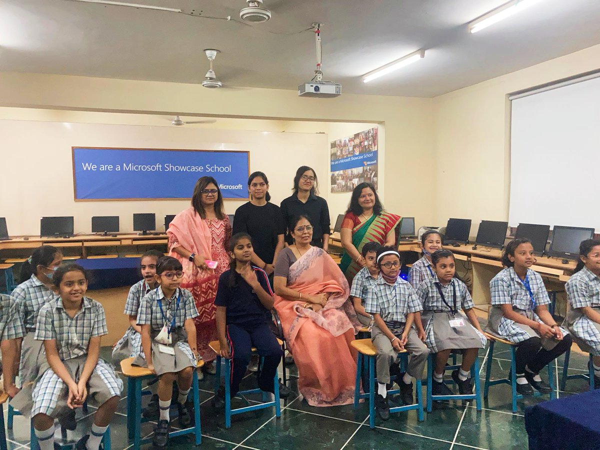"There are no seven wonders of the world in the eyes of a child. There are seven million."
Students from primary section participating in DIGIT 6.0 with such enthusiasm and zeal really warmed our hearts❤️
<a href="/ashokkp/">Ashok Pandey</a> <a href="/y_sanjay/">Sanjay Yadav</a> <a href="/pntduggal/">PUNEET DUGGAL</a> @KavitaS2003 <a href="/UrvashiS9/">Urvashi Singhal</a>