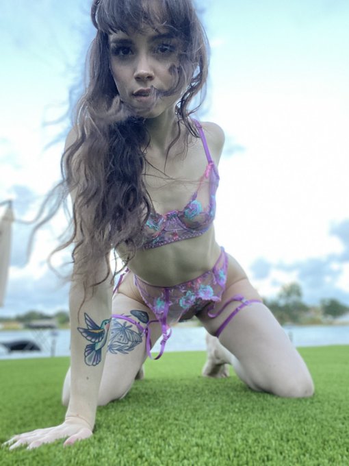 I&rsquo;ll be back to streaming later today. 😈 I&rsquo;ll post more updates before I get on. I missed you all so